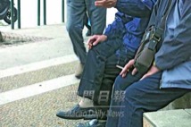 本澳: 戒煙會去年1,194人求診《澳門日報》