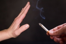 本澳: 洪偉東冀立法禁止電子煙入口《澳門街坊會聯合總會》