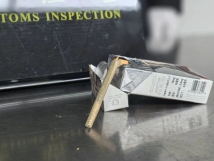 本澳: 旅客煙盒藏自製大麻煙 羅湖關被截《澳門日報》